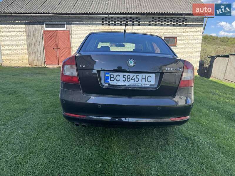 Лифтбек Skoda Octavia 2010 в Львове