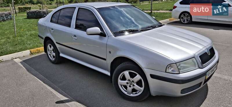 Ліфтбек Skoda Octavia 2008 в Ірпені