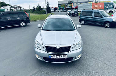 Универсал Skoda Octavia 2010 в 