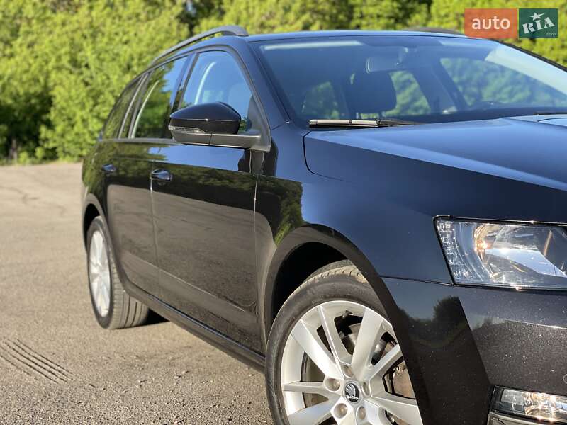 Універсал Skoda Octavia 2018 в Луцьку