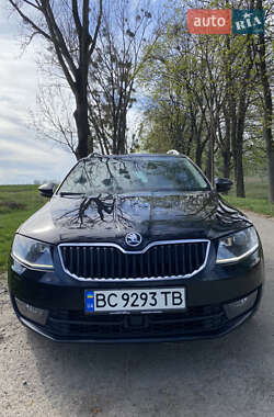 Универсал Skoda Octavia 2015 в Дрогобыче