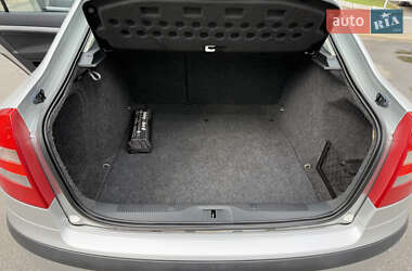 Ліфтбек Skoda Octavia 2006 в 