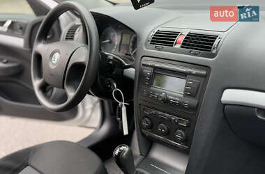 Ліфтбек Skoda Octavia 2006 в 