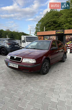 Лифтбек Skoda Octavia 1999 в 
