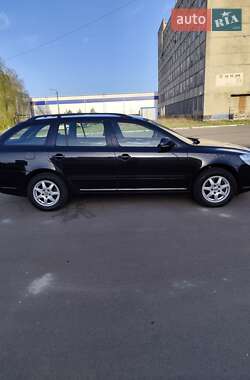Универсал Skoda Octavia 2009 в 