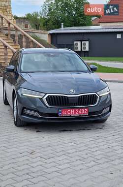 Універсал Skoda Octavia 2021 в Бережанах