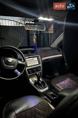 Ліфтбек Skoda Octavia 2012 в 