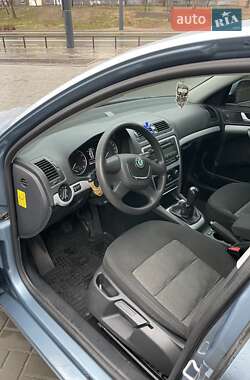 Ліфтбек Skoda Octavia 2010 в 