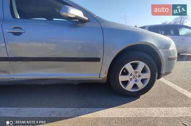 Лифтбек Skoda Octavia 2006 в 