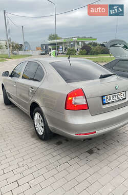 Ліфтбек Skoda Octavia 2012 в 
