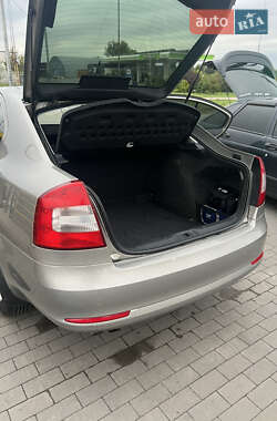 Ліфтбек Skoda Octavia 2012 в 