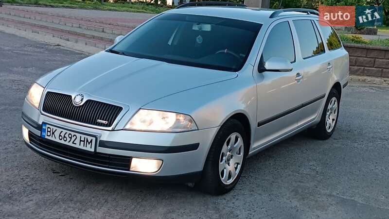 Універсал Skoda Octavia 2007 в Сарнах