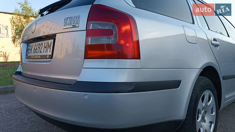 Універсал Skoda Octavia 2007 в Сарнах