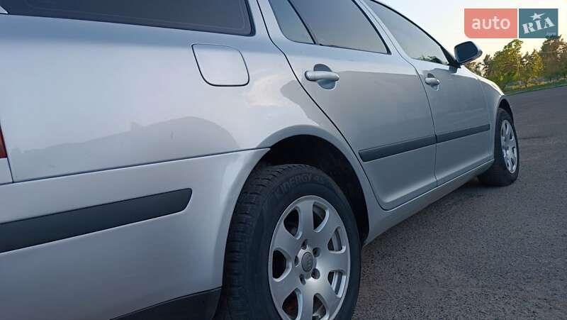 Універсал Skoda Octavia 2007 в Сарнах