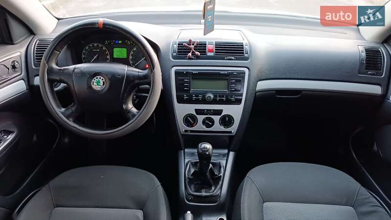 Універсал Skoda Octavia 2007 в Сарнах