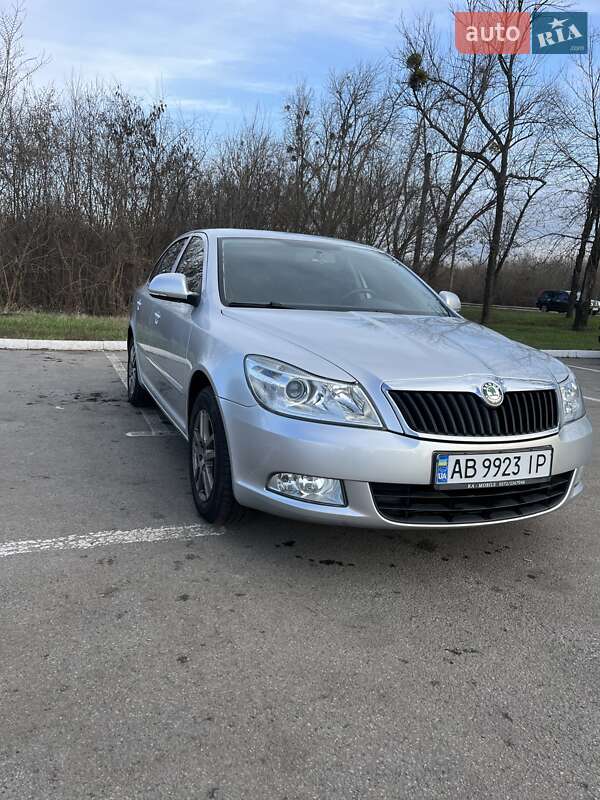 Лифтбек Skoda Octavia 2009 в 