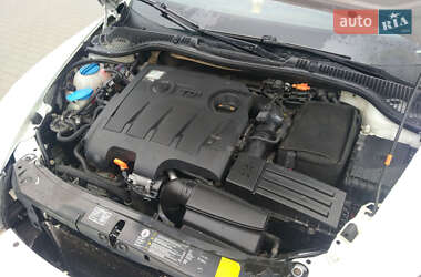 Лифтбек Skoda Octavia 2010 в 