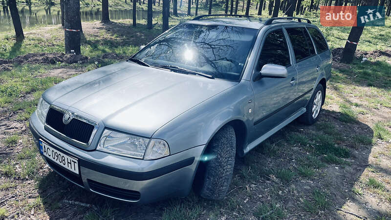 Универсал Skoda Octavia 2003 в Луцке