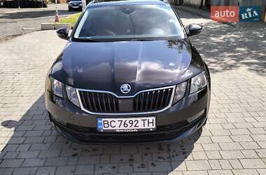 Универсал Skoda Octavia 2019 в Львове
