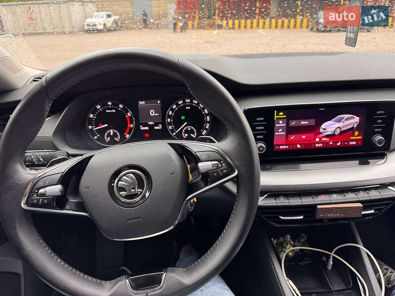 Лифтбек Skoda Octavia 2021 в Днепре