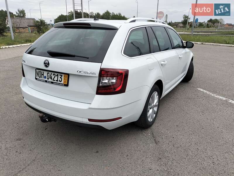 Универсал Skoda Octavia 2019 в Радивилове