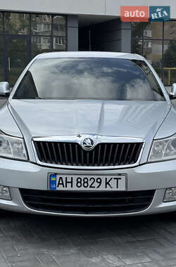 Лифтбек Skoda Octavia 2010 в Днепре