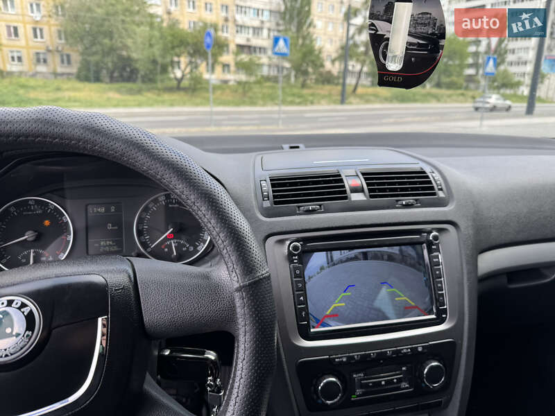 Лифтбек Skoda Octavia 2010 в Днепре