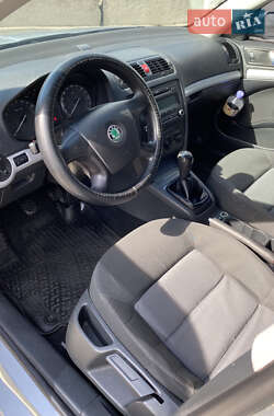 Ліфтбек Skoda Octavia 2006 в 