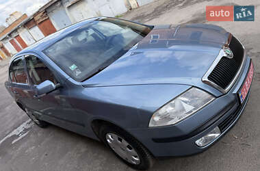 Лифтбек Skoda Octavia 2008 в 