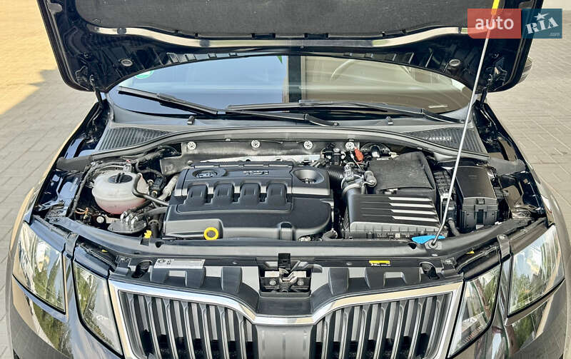 Універсал Skoda Octavia 2017 в Житомирі