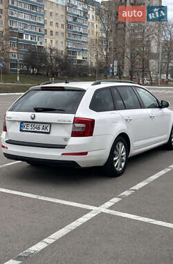 Універсал Skoda Octavia 2013 в 