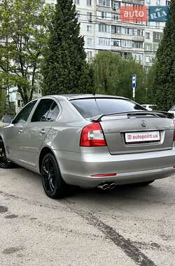 Лифтбек Skoda Octavia 2009 в 