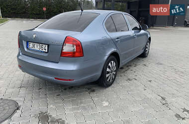 Ліфтбек Skoda Octavia 2009 в 