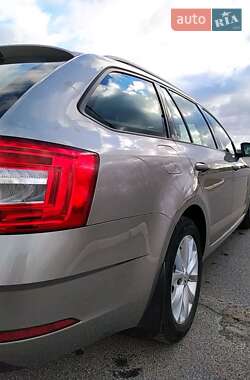 Універсал Skoda Octavia 2017 в 