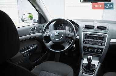 Універсал Skoda Octavia 2011 в 