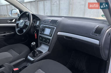 Универсал Skoda Octavia 2012 в 