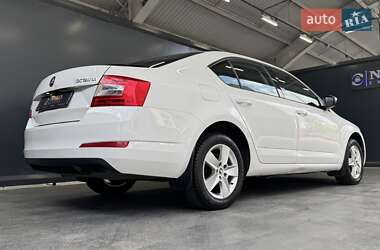 Лифтбек Skoda Octavia 2016 в 
