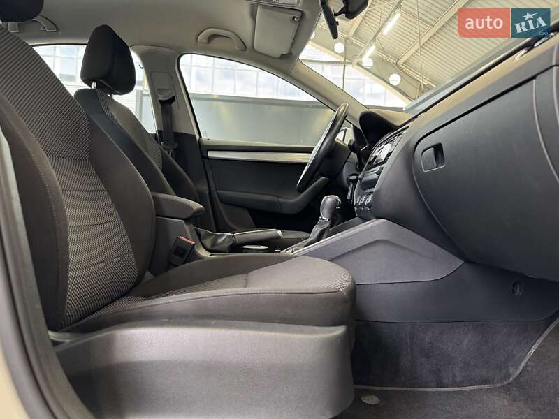 Лифтбек Skoda Octavia 2016 в Киеве