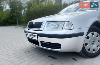 Лифтбек Skoda Octavia 2005 в 