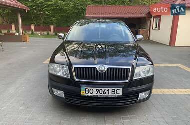 Лифтбек Skoda Octavia 2006 в Зборове