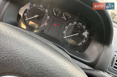 Ліфтбек Skoda Octavia 2009 в 