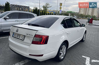 Лифтбек Skoda Octavia 2016 в 
