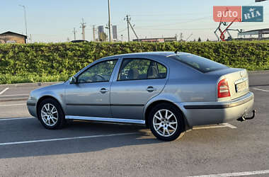 Ліфтбек Skoda Octavia 2004 в Львові