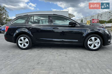 Універсал Skoda Octavia 2017 в 