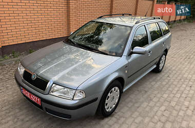 Универсал Skoda Octavia 2003 в 