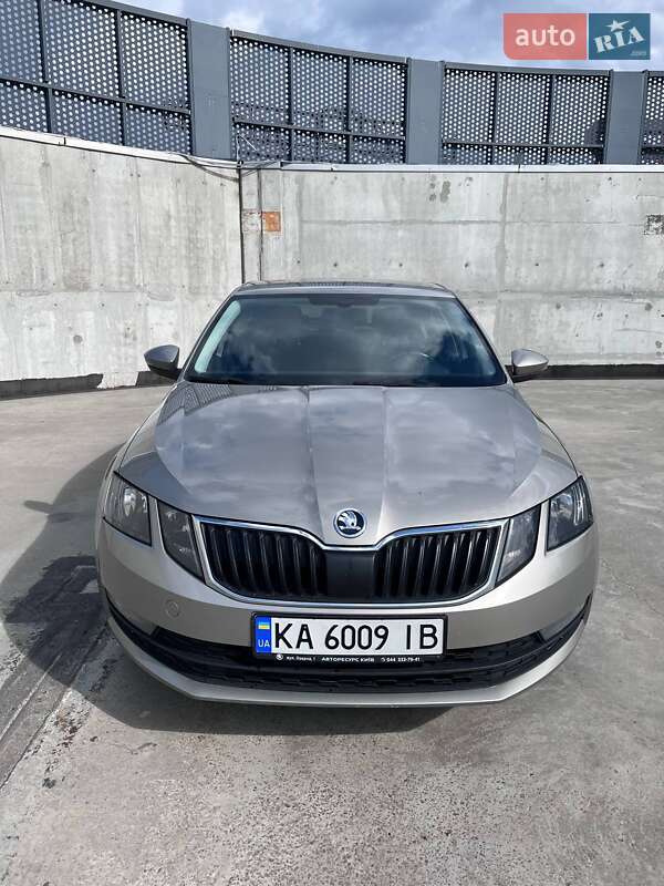 Лифтбек Skoda Octavia 2018 в 