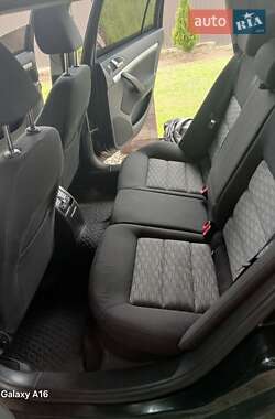 Универсал Skoda Octavia 2010 в 