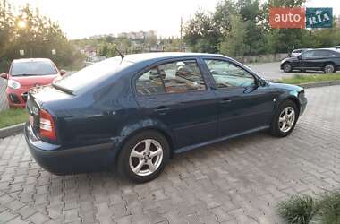 Лифтбек Skoda Octavia 2008 в 
