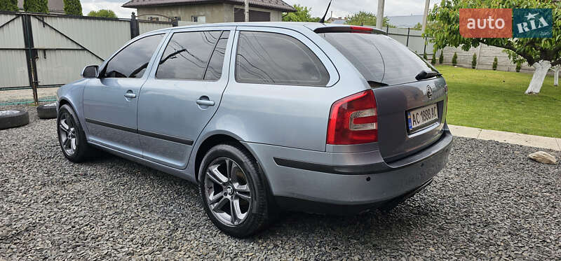 Універсал Skoda Octavia 2005 в Нововолинську
