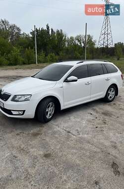 Универсал Skoda Octavia 2014 в 